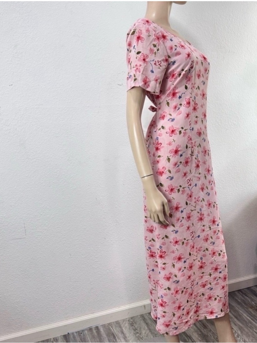 Kamila & Co Pink Floral Maxi Dress with Short Puff Sleeves